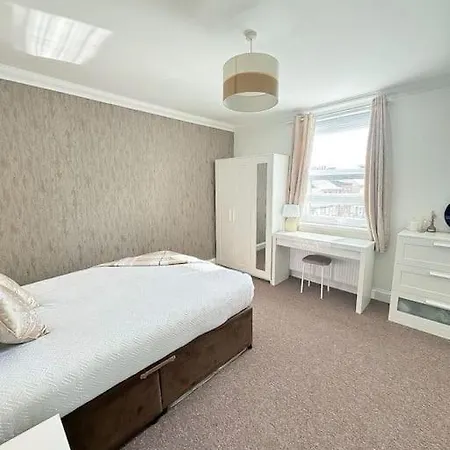Modern Flat In Central Reading Exterior photo